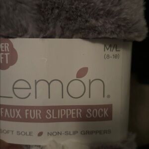 NWT Lemon Faux Fur Plush Women's Slipper Sock gray size M/L 8-10